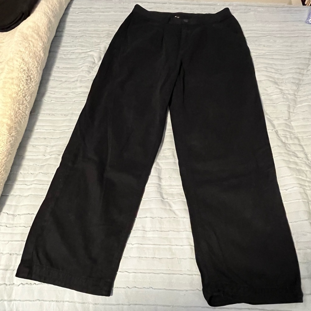 Free people trousers size 10. Lightly used. 100% cotton.